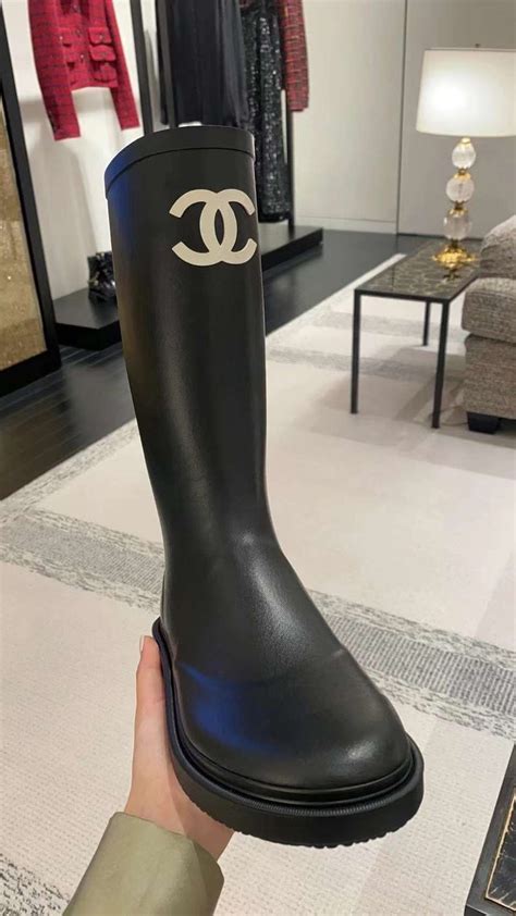 rubber chanel boots 2021.